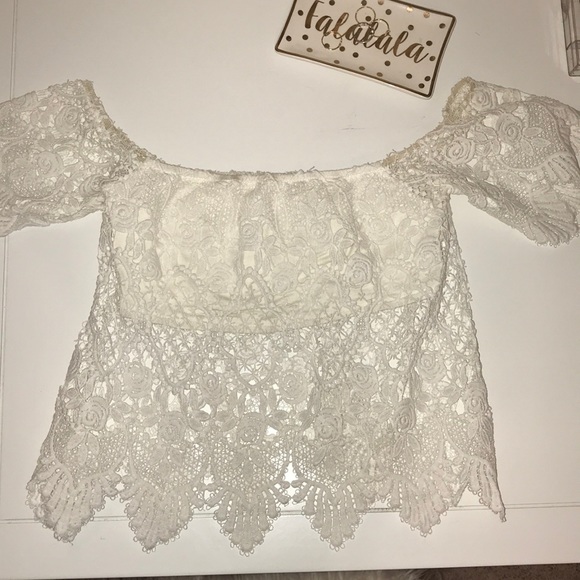 Lace bandeau top - Picture 2 of 3